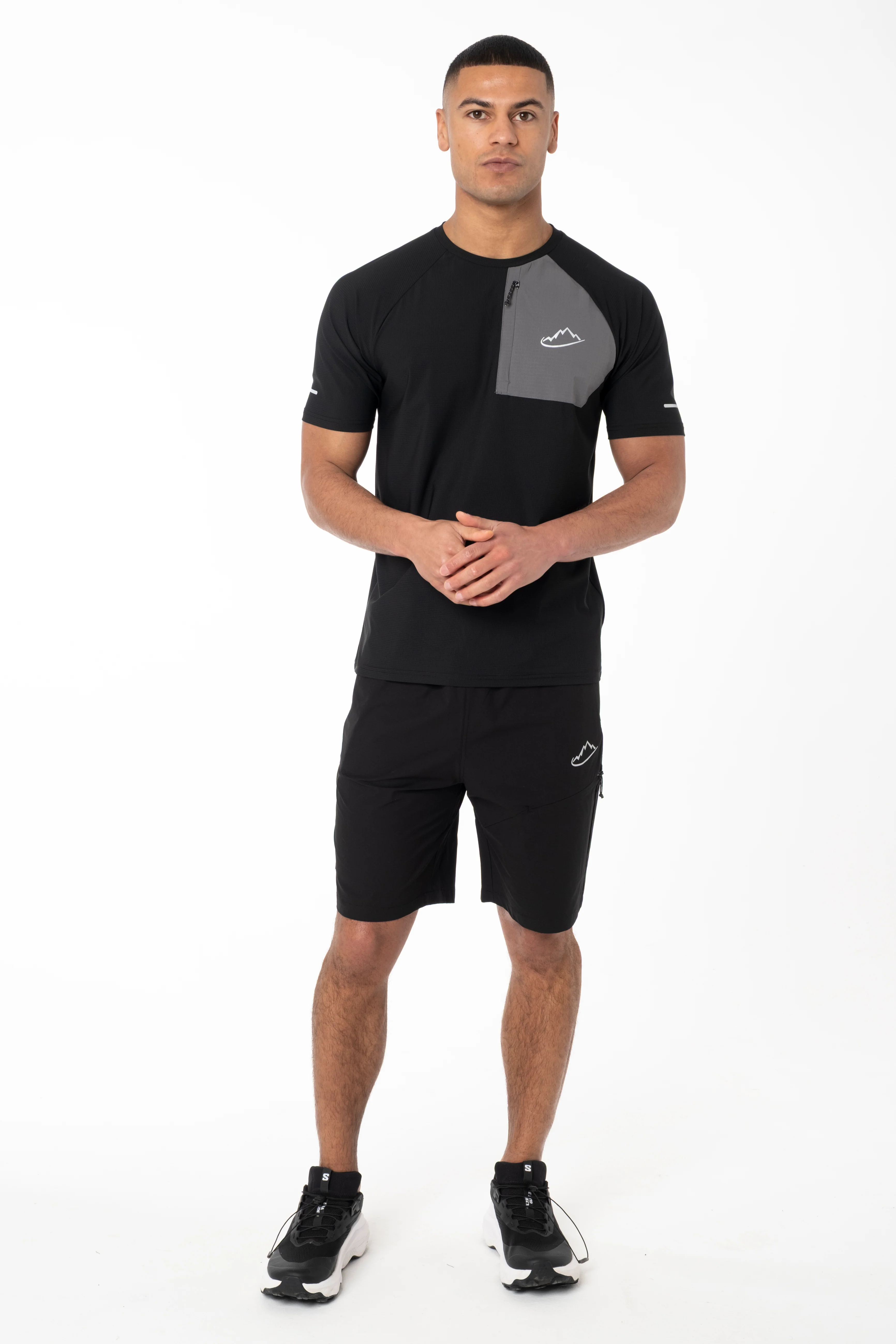 Junior Black Verto Cargo Shorts - Image 5